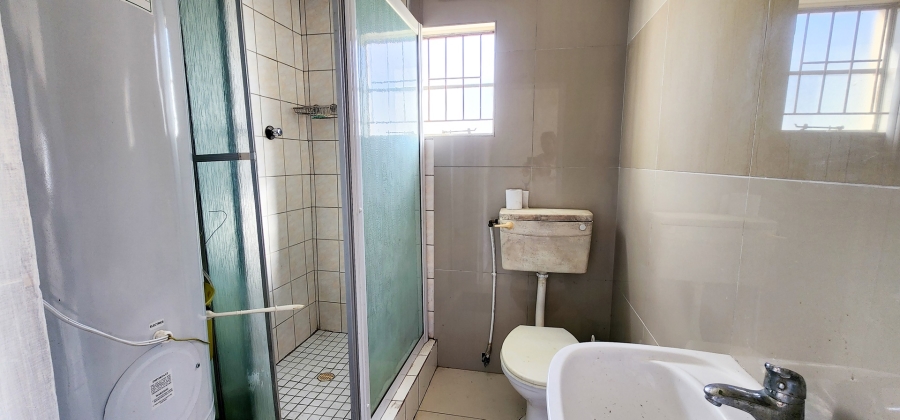 4 Bedroom Property for Sale in Struisbaai Western Cape